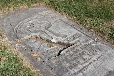 Photo of grave marker at Pioneer Park