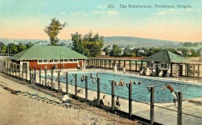 Postcard of Pendleton Natatorium